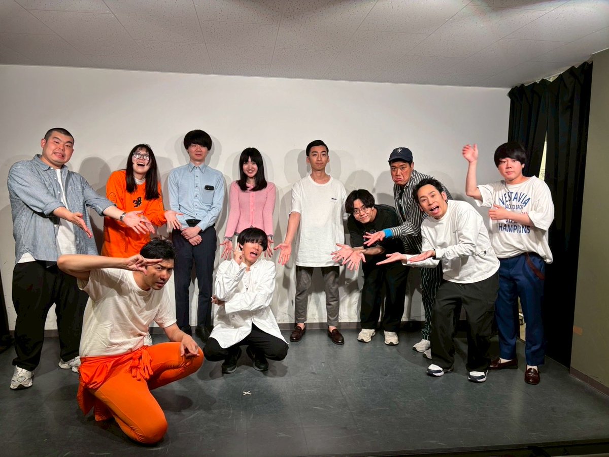 LIVEryosuke's tweet photo. 『デッサンズ新ネタライブ』
ありがとうございました！

次回は6月20日(土)
銀座ART BOX 7にて
21:00〜開催予定です！

アンケートを作りましたので
ご感想などありましたら是非教えていただきたいです！
https://t.co/sAEZnRN1hv https://t.co/6jX642w3R6