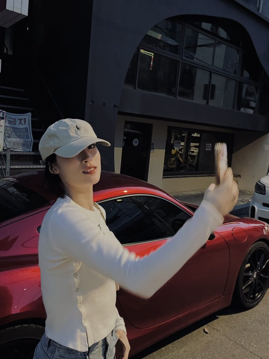 Archive for Young You (유영) tweet media