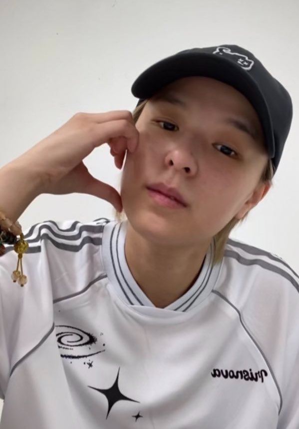 เฟิ่งหลี ✨I’m missing you 💭Sunnee tweet media