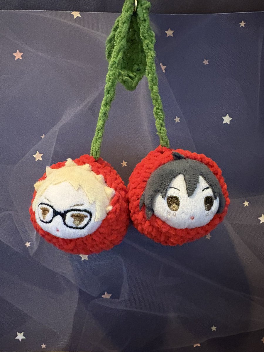 これは友達の手芸作家さんに作ってもらった、さくらんぼおくるみ(?)ちゃん🍒
ものすごく可愛い😭💕💕