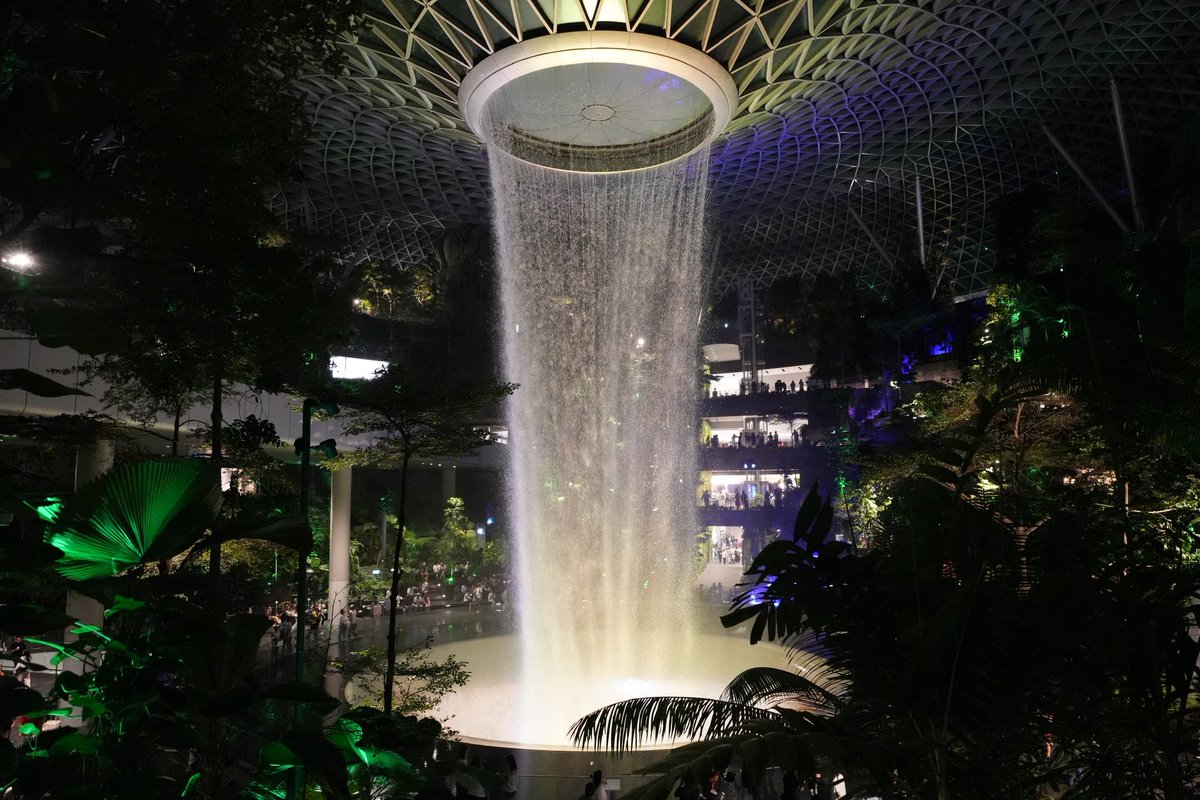 liambloger's tweet photo. シンガポールに行ってきました！🇸🇬
また行きたい☺️ https://t.co/pdXooXOnYK