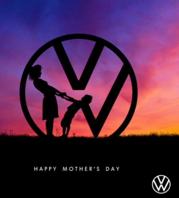 💐❤️ To all the amazing Moms out there—you make the world brighter every day! Happy Mother's Day! 🌸✨ Photo Credit: Karl Kihlander