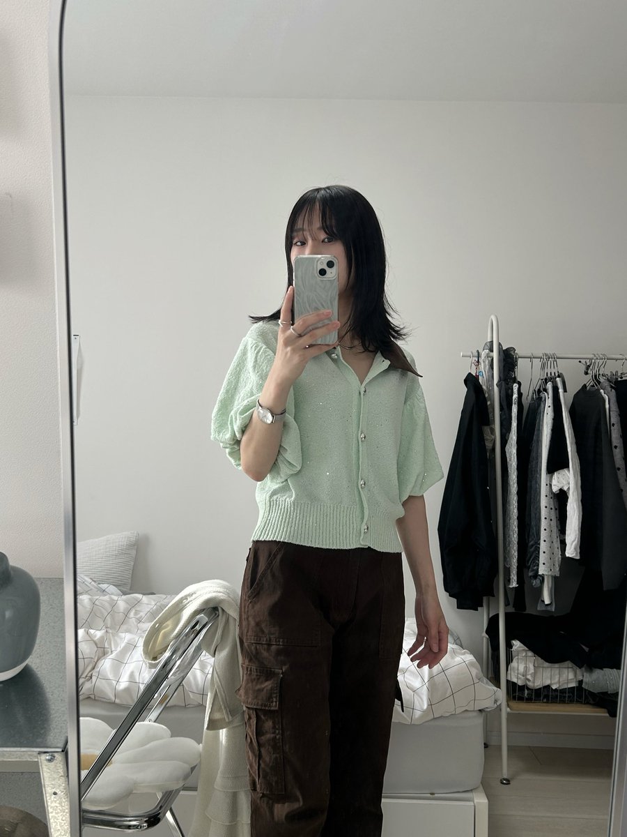 mayu tweet media