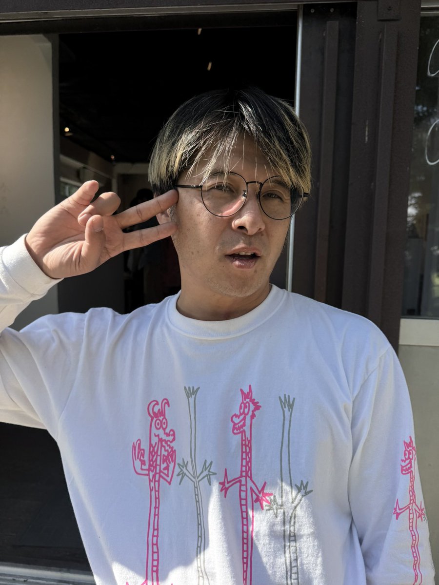 山梨賢北杜市のギャラリー・Traxで坂口恭平くんの個展やってます。昨日