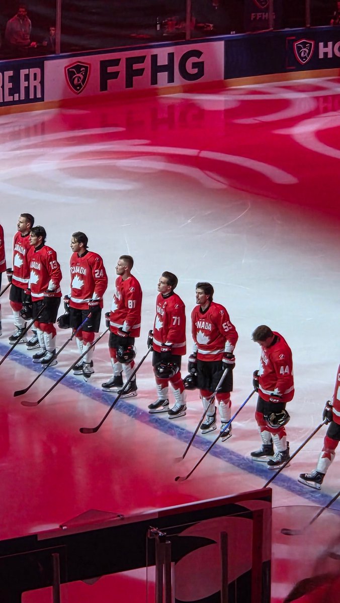 sharxxepp_'s tweet photo. sorry but i see macklin and mathew before cole 🥺 #FRACAN https://t.co/WbzBtTVOG5