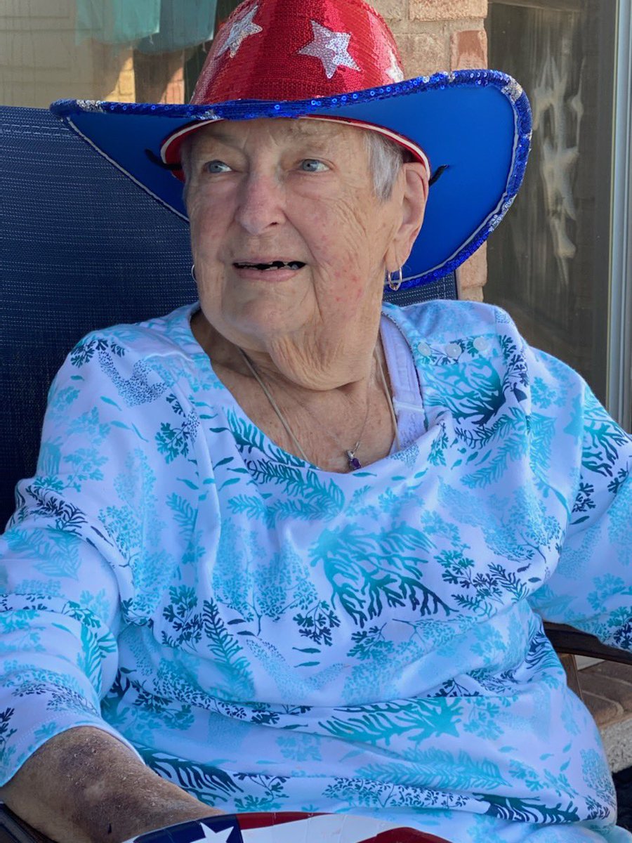 Astro_Clay's tweet photo. They would have 96 years old….  My mom and my mom-in-law.  Both kind-hearted and intelligent souls, with a huge love for others, no matter what.  Happy Mother’s Day Alice and Mary!  We love you! https://t.co/afYSWK4LKa