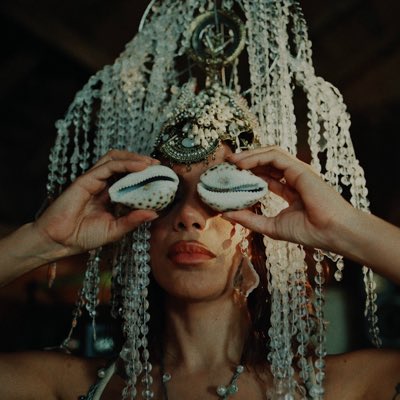 Itanitter's tweet photo. New era 
#NovaFotoDePerfil https://t.co/nHuhX0ml7P