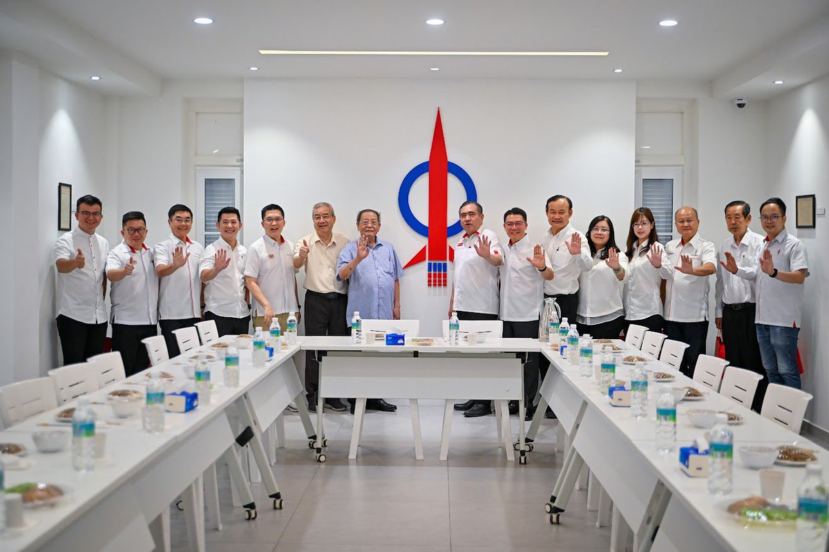 Nga Kor Ming tweet media