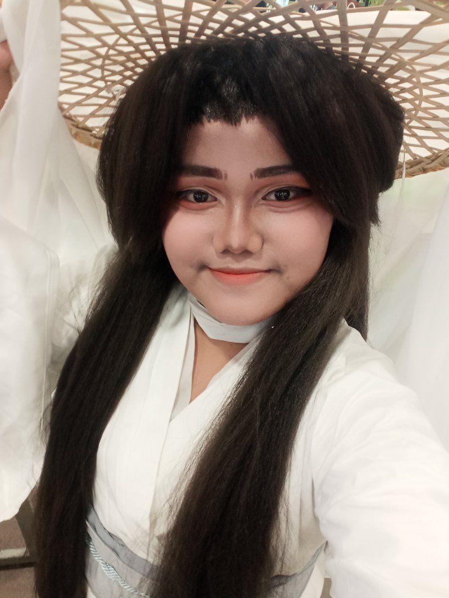 YeXiekrazyfan's tweet photo. Hi Y'all 💐🤍 #tcgf #XieLian https://t.co/hC6WuhCe2v