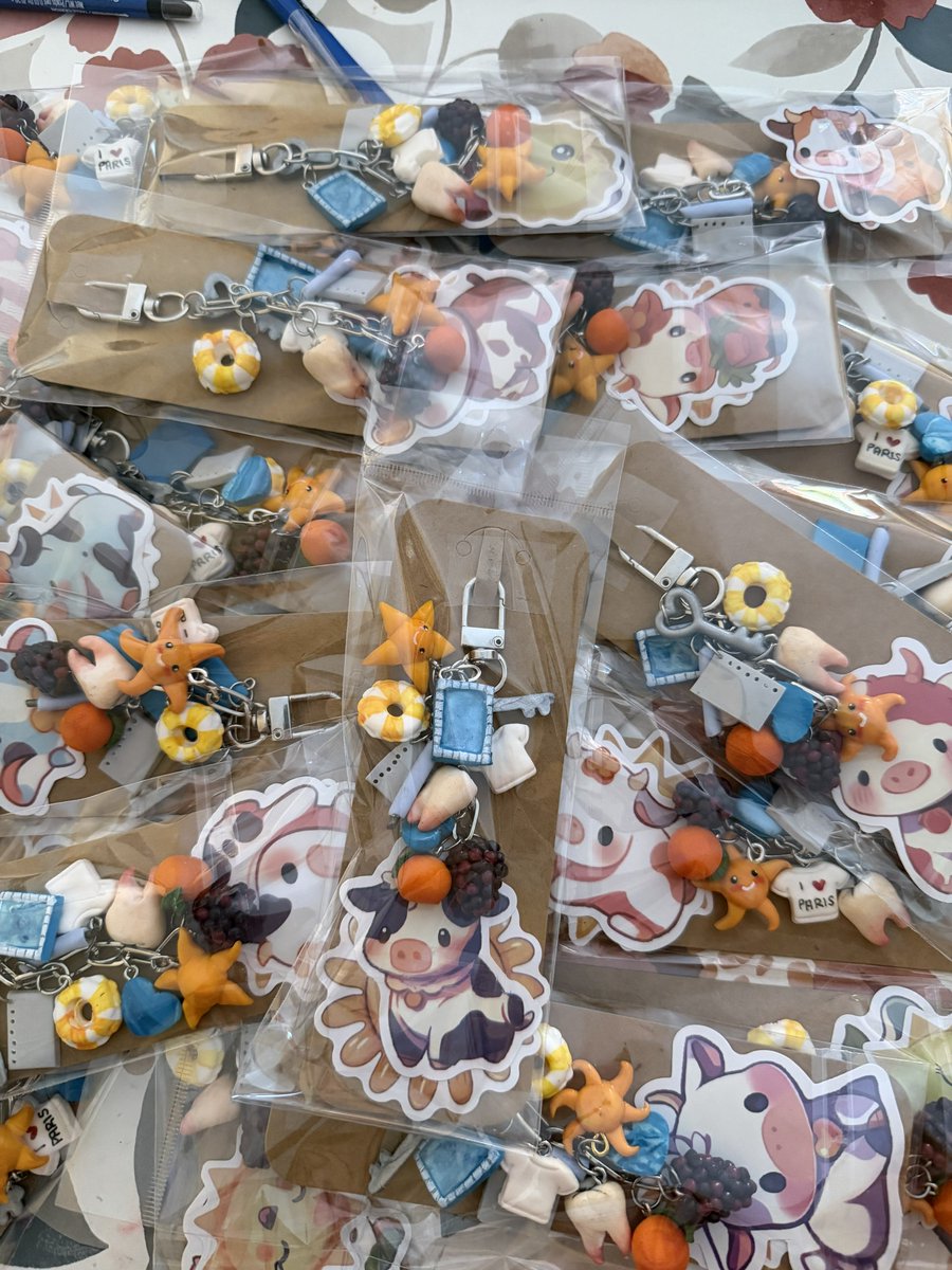 trixvm's tweet photo. zaragoza lista 🤧🦷🐌🩵🍇☀️ https://t.co/2IHbwgje0d