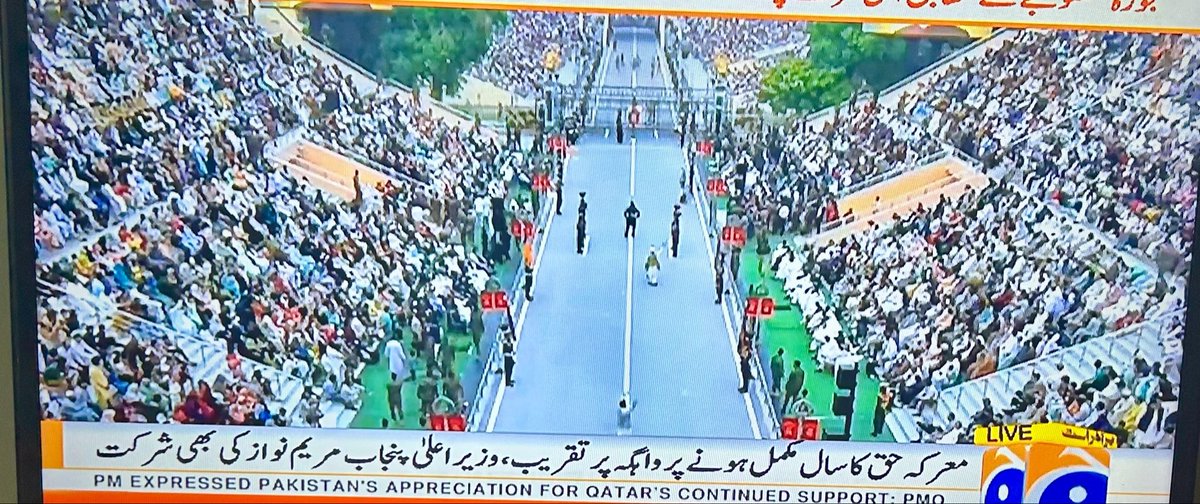BushraGohar's tweet photo. Ek nahin, do #Pakistan ka manzar Nama ~ Celebrations in #Pakistan & Coffins of the massacred police men in #Bannu.
#BannuBleeds
#SavePakhtunkhwa
#ClosedownTalibanProject https://t.co/8zi1KRnmTU