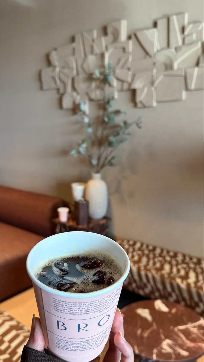 bn1____'s tweet photo. كل درب تحسب إن ما فيه غيره ؟
 فيه غيره
لا تعلقّها على شورٍ عطاك اللّٰه بداله . https://t.co/59v1exy91k