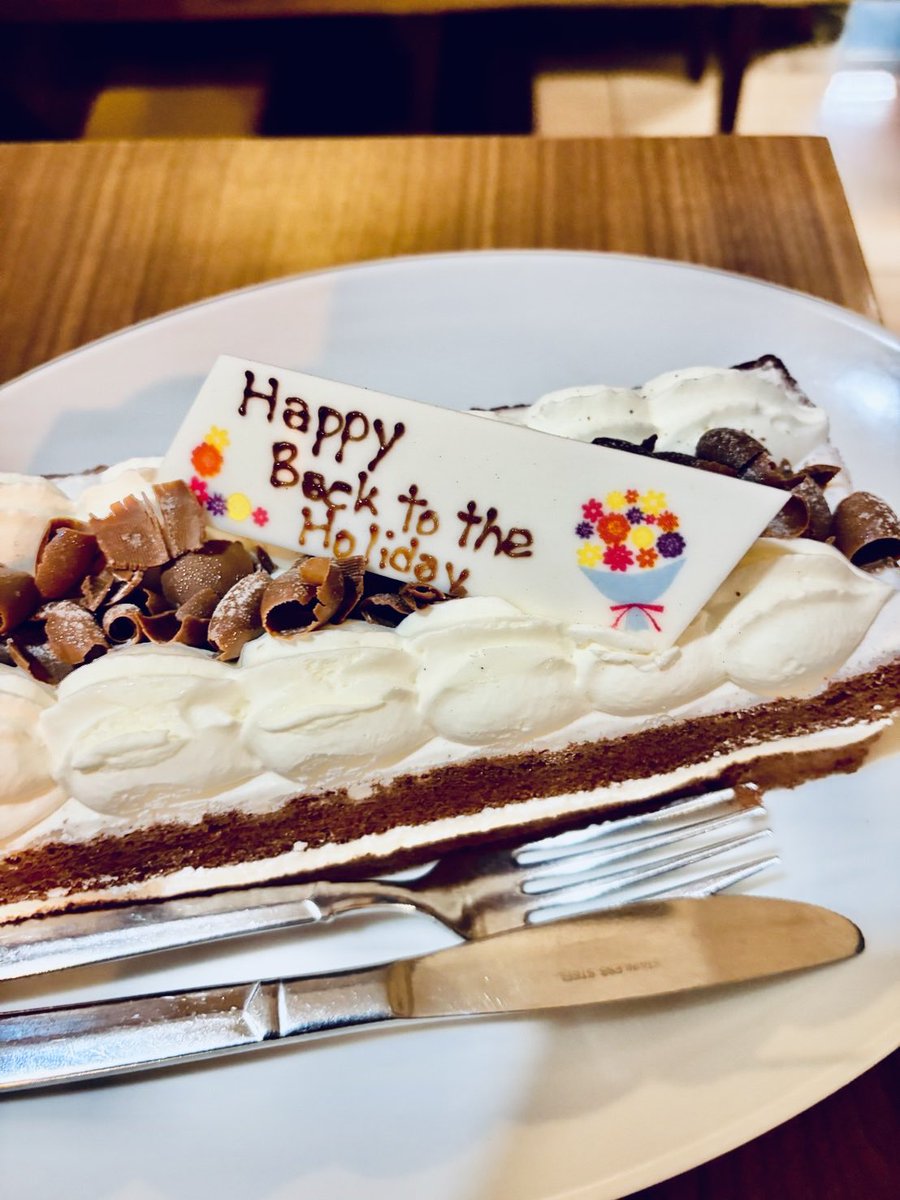 "NEW WINGS ON HOLIDAY"

ありがとうございました！
BTTH初ライブ、新人として挑ませてもらったステージは本当に、本当に新しい世界でした。こんな気持ちはいつぶりだっただろう。
森大翔さん、眞名子新さん、素晴らしかった。私達の初Liveが、このお二人とのスリーマンで良かった。