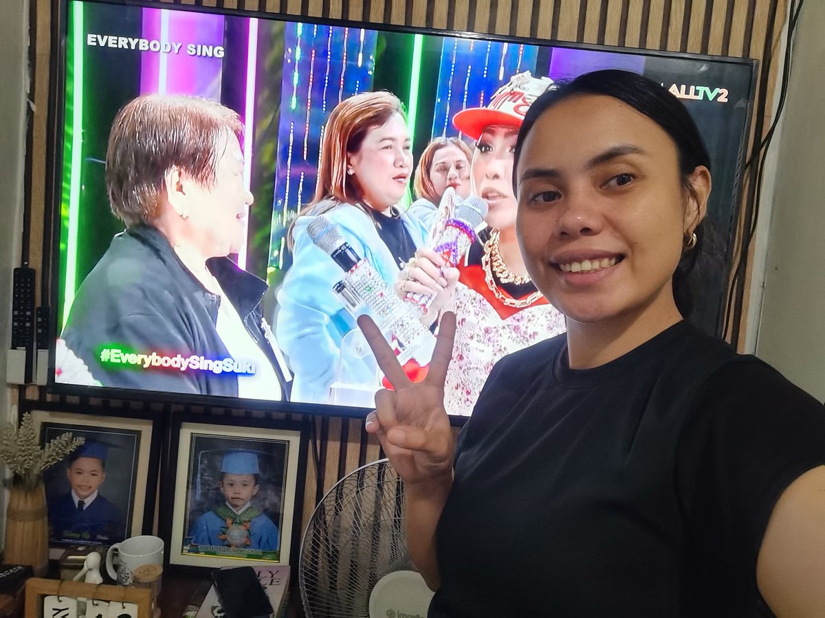 marrylsanroque's tweet photo. @everybodysingph VICE SING GANDA A
#EverybodySingSuki

Happy Mother's Day To all Mothers out there 🌹🌸💐 ❤️💛❤️💛❤️💛❤️💛❤️💛❤️💛❤️❤️💛❤️💛❤️💛❤️  Watching from Caloocan City https://t.co/V6If7Q1tic