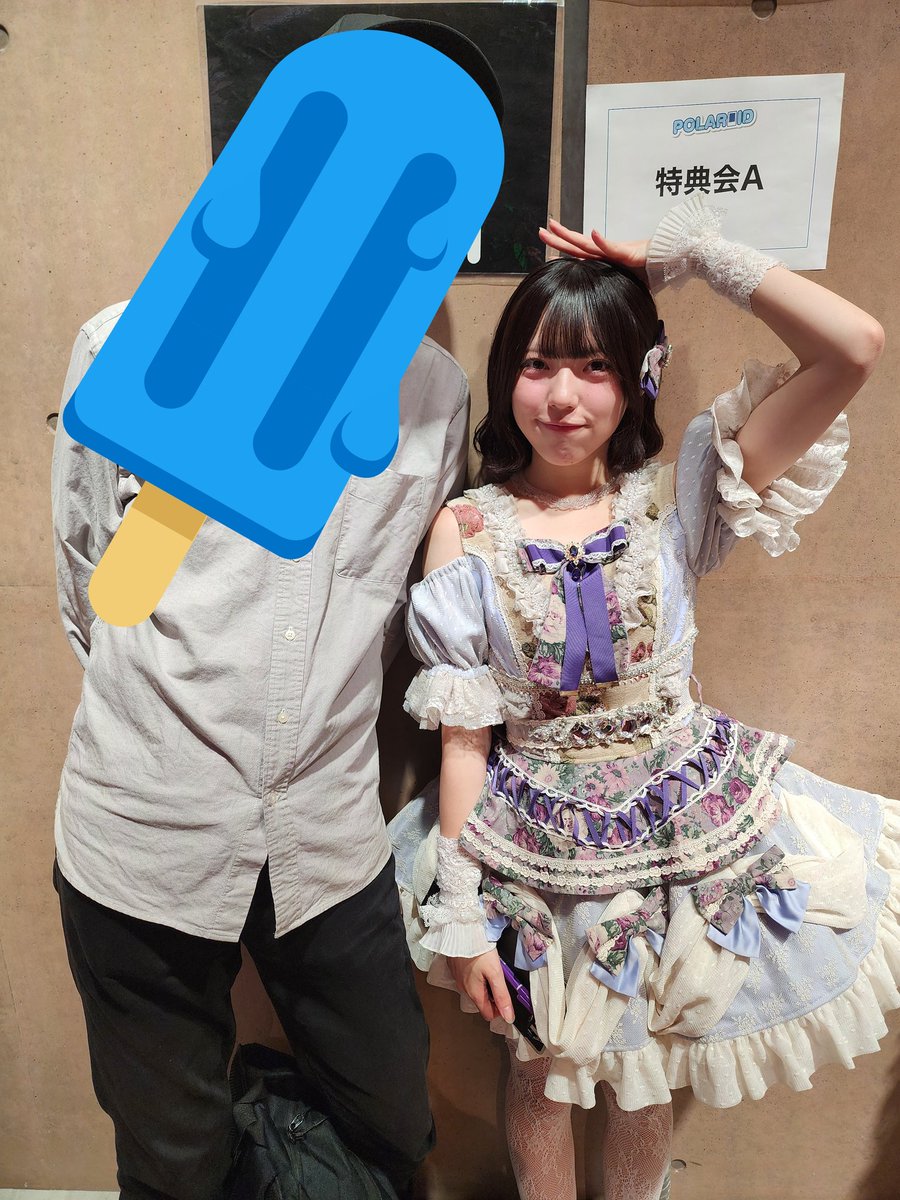 ann___31's tweet photo. ひさびさにお会いしためりなちゃんの身長がちっちゃくなっていた！ https://t.co/ydIeDkHIUZ