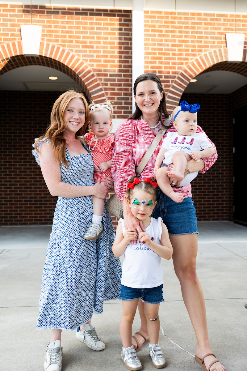 DBUPatriots's tweet photo. Happy Mother's Day to all the Mom's of future patriots, current patriots, and patriots past. We love you and honor you today! https://t.co/DkyzjW9RkA