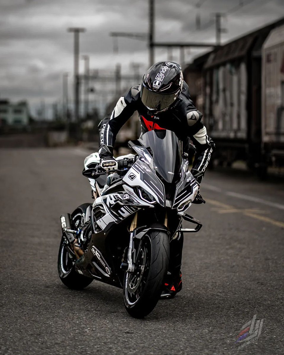 MoreMotorcycles's tweet photo. #BMW S1000RR

📸

IG: lui_loloco https://t.co/xqTm6EuGCW