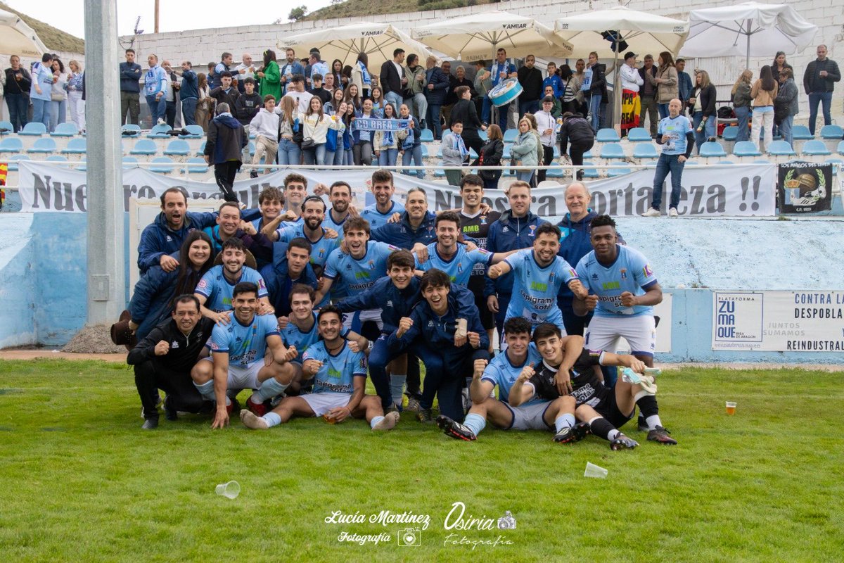 cd_brea's tweet photo. 𝗨𝗡 𝗔𝗡̃𝗢 𝗗𝗘𝗦𝗣𝗨𝗘́𝗦…

𝟬𝟰/𝟬𝟱/𝟮𝟬𝟮𝟱
Descenso a Regional Preferente

𝟬𝟵/𝟬𝟱/𝟮𝟬𝟮𝟲
Ascenso a Tercera RFEF

…𝗘𝗦𝗧𝗔𝗠𝗢𝗦 𝗗𝗘 𝗩𝗨𝗘𝗟𝗧𝗔 🤍💙 https://t.co/3oPfNnLW17