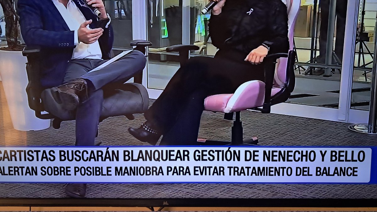 nipurpy's tweet photo. @ElpremaArturopy Que bobo es el Asunseno votan a semejantes carruales, suben los impuestos, nos sacan el asado, una verguenza la ignorancia. Nos van a dejar un clavo que pagaran hasta nuestro nieto. Y a los que no pagan tarde o temprano deberan pagar.  Viva los burreros ! https://t.co/FW5mwlPhWY