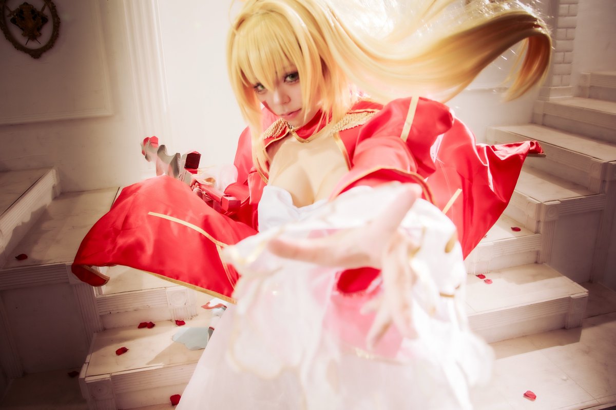 8after7korobi's tweet photo. 【Cosplay】

　　-運命の火はきっと
　　　　　　　　――灯る-

セイバー（ネロ・クラウディウス） 『Fate/Extra Last Encore』
Starring:花核さん@o_oksn0106
Studio:@ai_bless https://t.co/2iIkVsLkTz