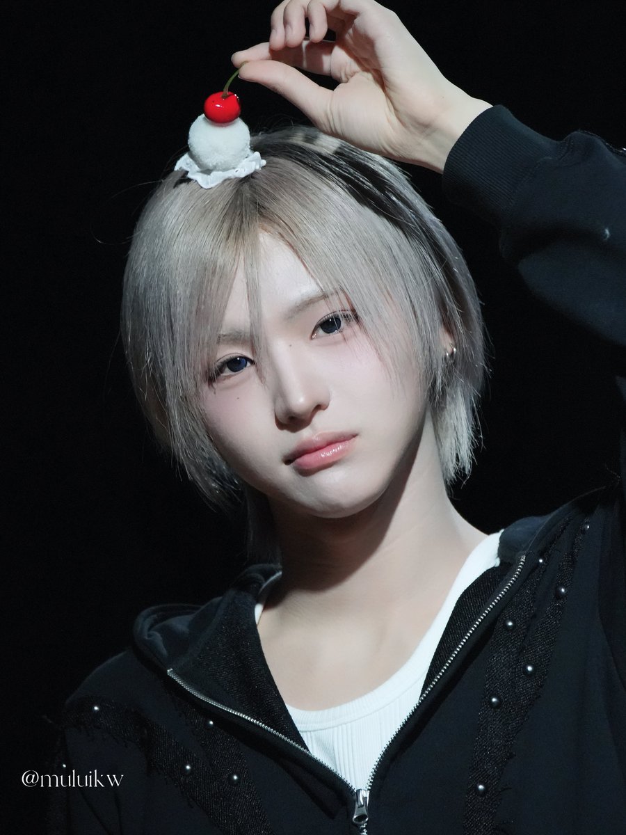 260510 🧁🍒🤍
 #이창명 #leecheongmyeong #idntt #아이덴티티