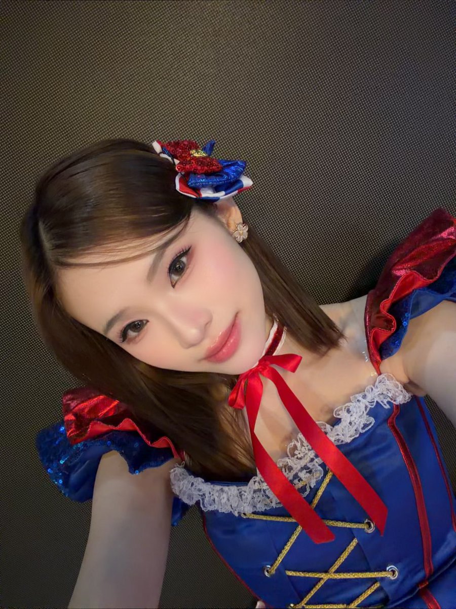 Jesslyn Elly tweet media