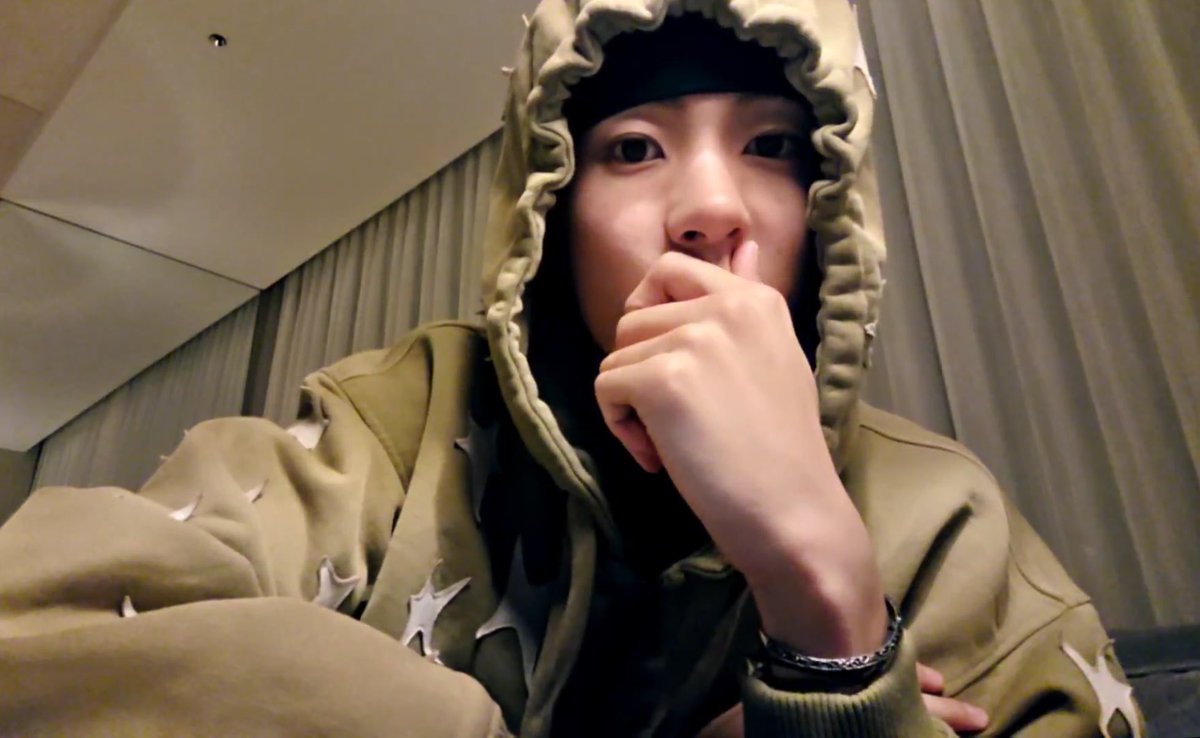 바보 tweet media