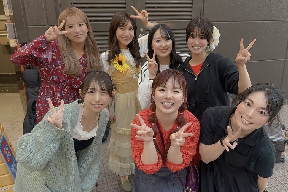 ayakaLABO's tweet photo. ＼川崎銀座街ありがとう／
https://t.co/2KK7B8kv01

穏やかな日差しの中、みんな温かく盛り上げてくれてありがとう❤︎
CDも沢山の方に手に取っていただけて嬉しかった♩

久しぶりのボサノバ風のICEも気に入ってくだ��る方が多くてやる気もらったよ！

演者さんも素敵だった🥰
これからも頑張る🔥 https://t.co/zzg4dfmDSk