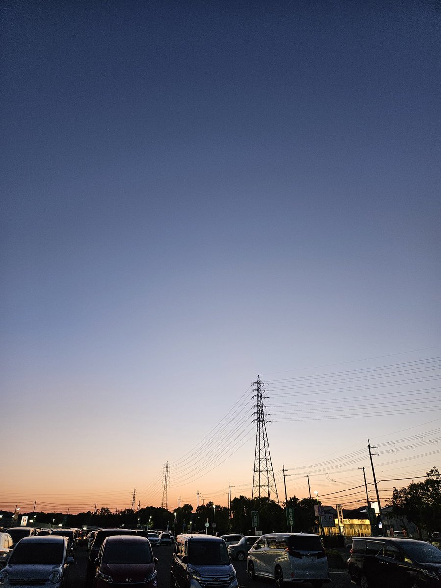 よしおかなおき tweet media