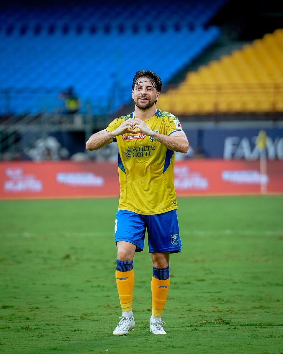 KBFCTrey's tweet photo. Instead of calling her perfect, I call her Franchu❤️
#KBFC #KBFCVSMSC https://t.co/kvQSF9JHnV