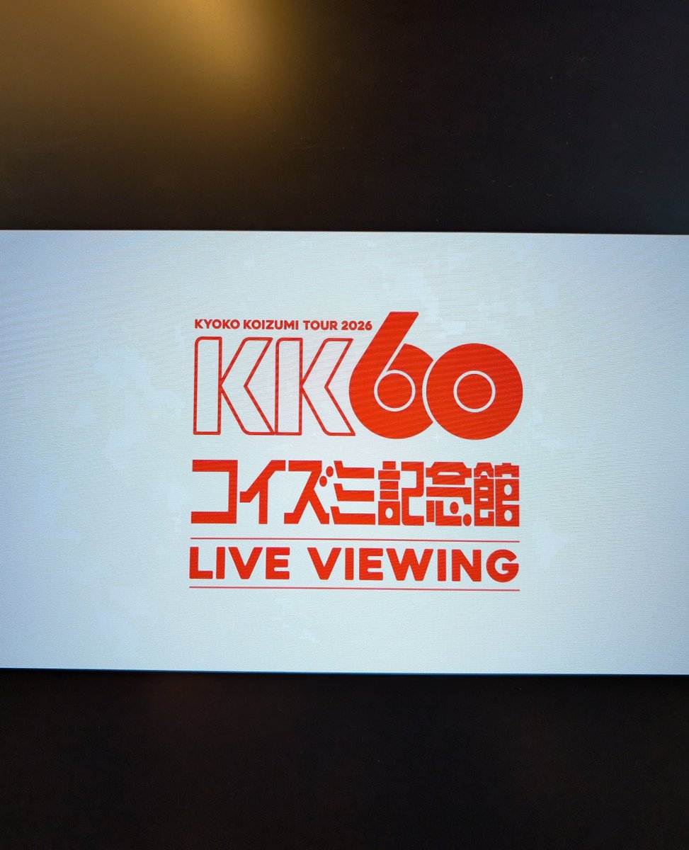 FK245's tweet photo. 武道館とは違うセトリで楽しかった。
50代支持率圧倒的過ぎた。 https://t.co/l5rStJaTIO