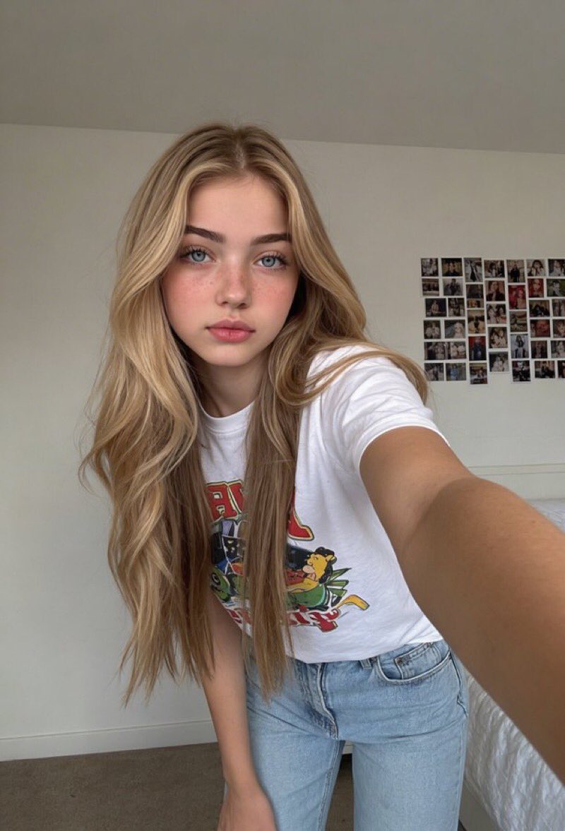 Mia 🍑 tweet media