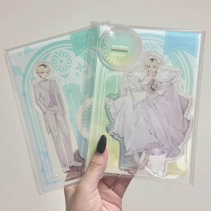 届いた〜!めちゃかわいい…!!!! 手ごめんなさい…!