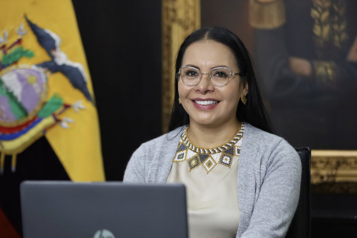 Feliz día a la mamá de los chanchullos.
