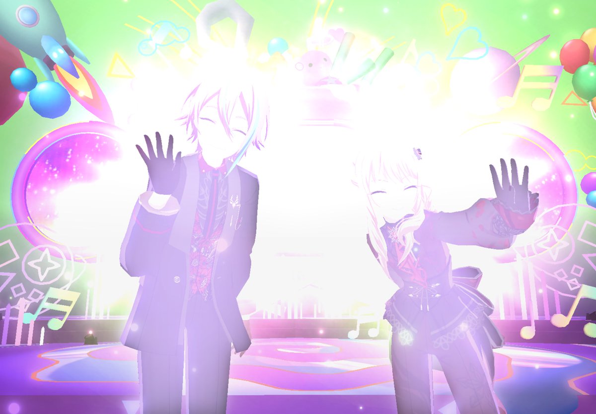 しな tweet media