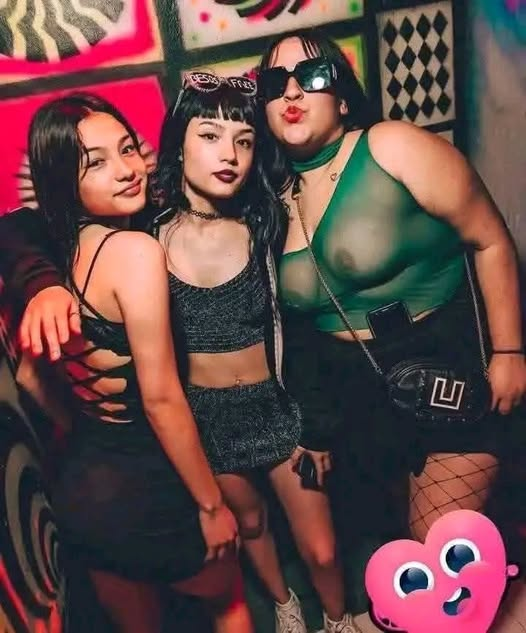 MANDANGA CON V DE VENGANZA tweet media