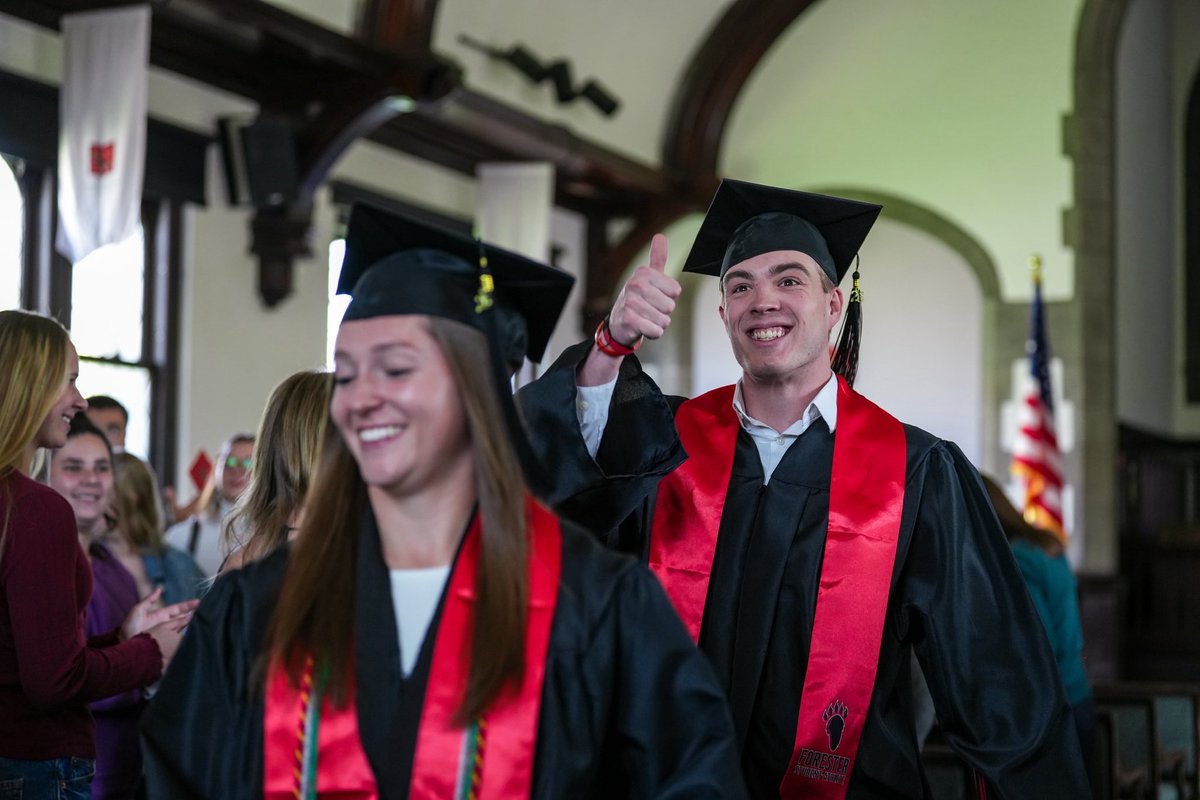 lfc_athletics's tweet photo. Thursday’s Alternate Graduation celebrated the student-athletes who represented Lake Forest College in NCAA and Midwest Conference postseason play this weekend. 🎓🥎👟🎾 From softball to tennis to track & field and football, these seniors continue to wear the Forester uniform with pride! 

📷 More photos at the link in our bio!