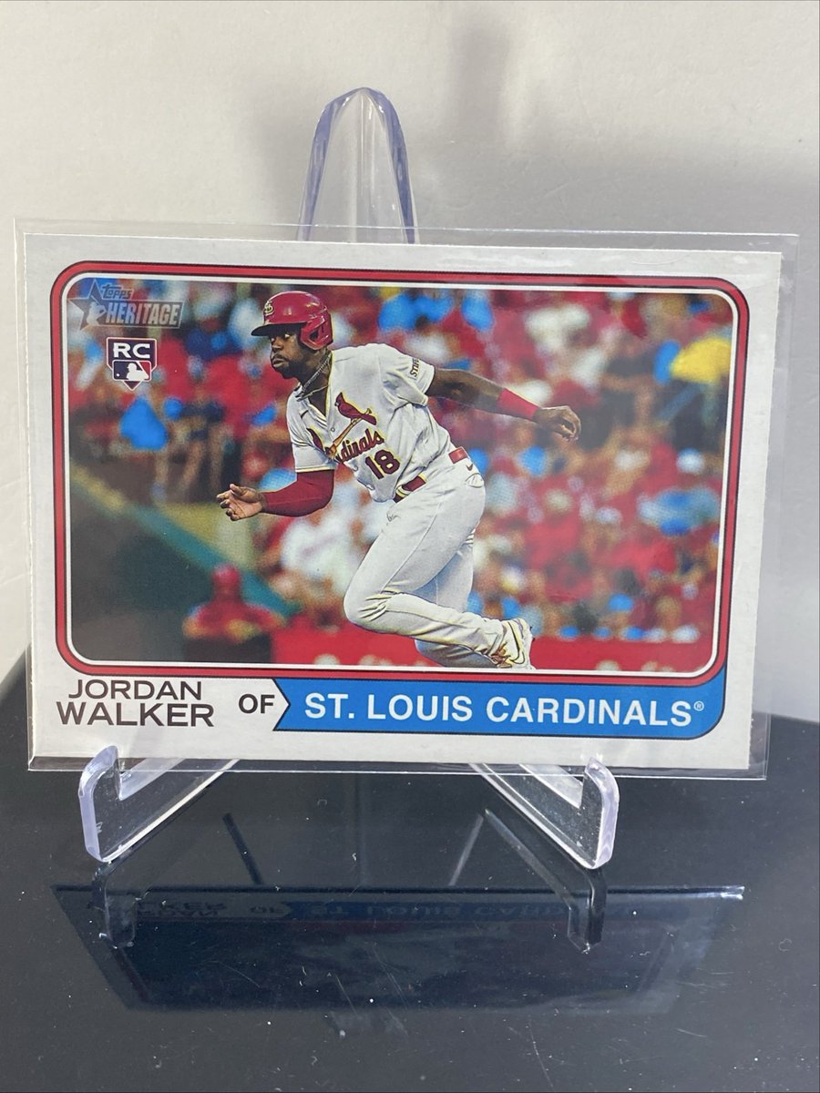 #BaseballCards tweet media