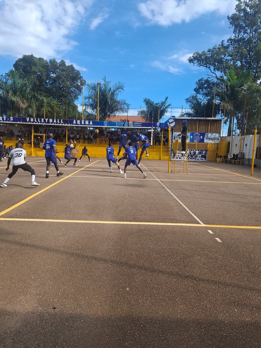 CRVAug's tweet photo. It's the #CRVAAPEXVOLLEYBALLLEAGUE PLAYOFFS FINALS GAME 1
@A1cheetahsVc_Ug 0-2 @spevasports
Set 1: 28-30
Set 2: 20-25
 #SPORT-S GROUNDS NSAMBYA 
@PepsiUganda @Nivana_Uganda @Buganda_Youths @SideOutAfrica @BugandaKingdom_ @nssfug @Ugvolley @USPAmedia @Sanyuka_Prime @Official_UOC https://t.co/9nHN7rXdQH