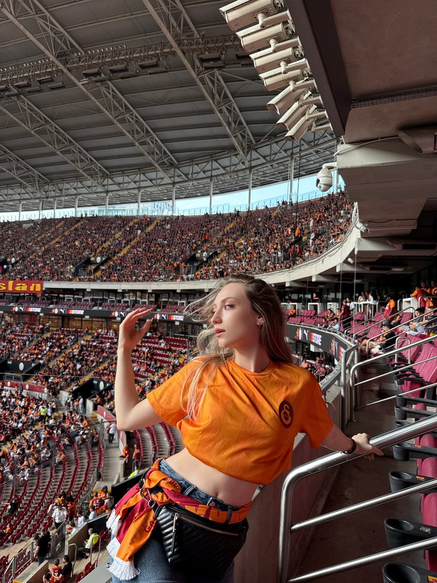 pink juilamelanie 🇪🇸 tweet media