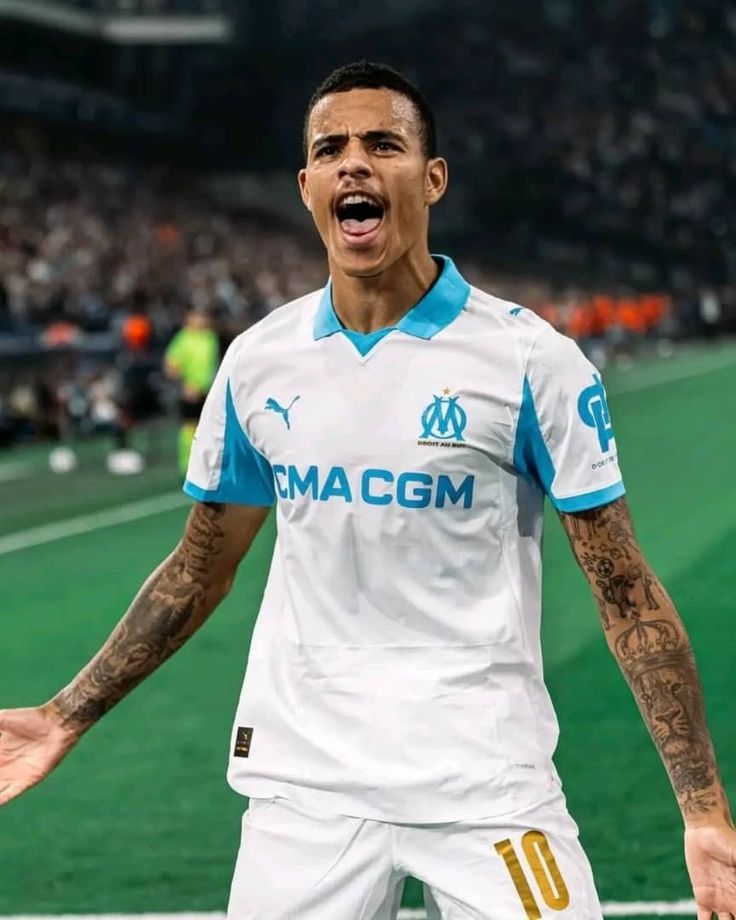 Leroy10 tweet media