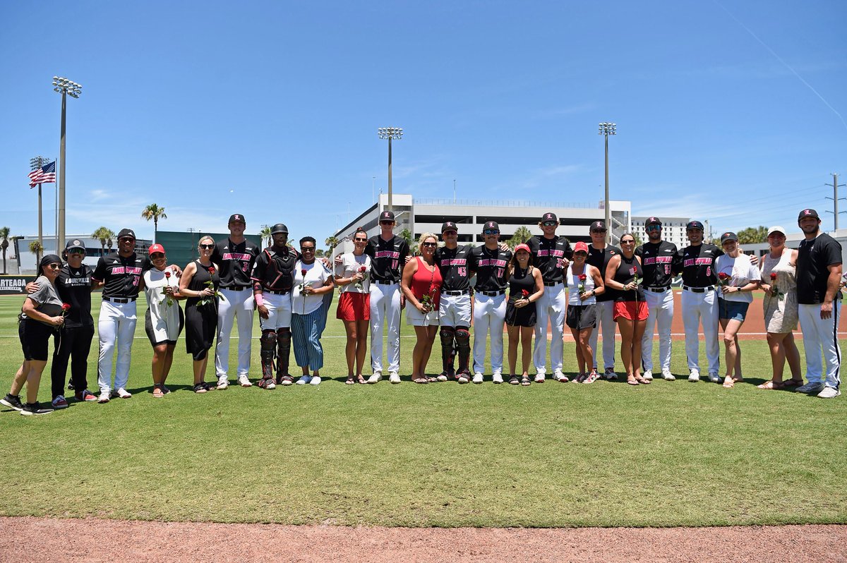 LouisvilleBSB's tweet photo. Happy Mother’s Day‼️

#GoCards https://t.co/5ppibefvUc