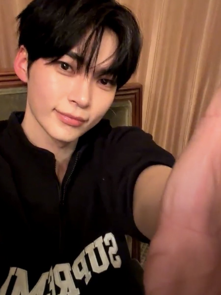 다같이 한빈이 안아주자 한비니 안아