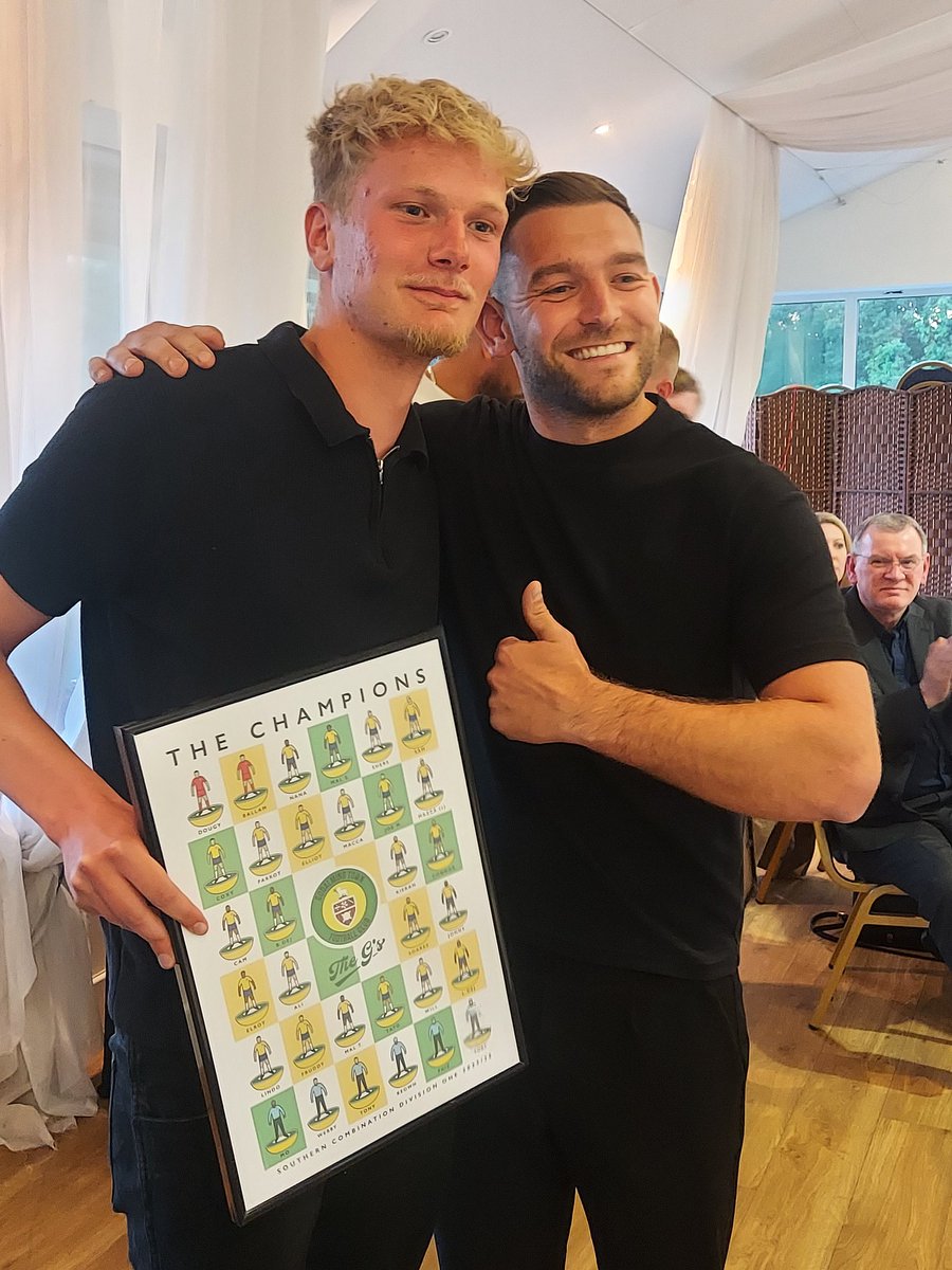 GodalmingTown's tweet photo. Presentations were made to the management Team - @MSSher1 @Jack_Webb95 @richardkeown6 Toby Sleight, Steve Snelling and Tony Roberts. https://t.co/6CM8QdKJMN