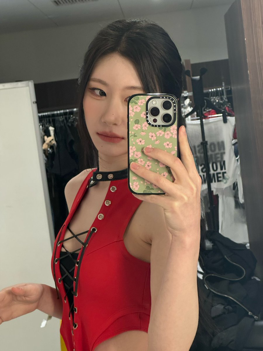 chaeryeong bbl 💭 tweet media
