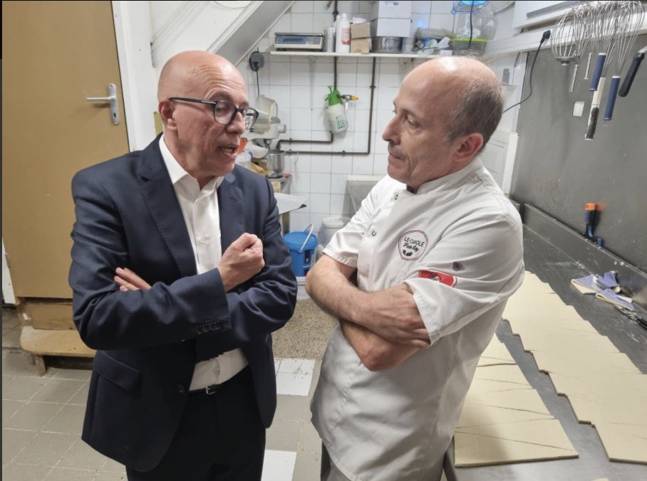 fredericroynice's tweet photo. On m’attaque souvent sur mes liens avec @eciotti Vous direz ce que vous voulez je m’en fous , mais @eciotti a d’humains et de proximité ce que peut de gauchiste n’auront jamais et je sais de quoi je parle😉 https://t.co/wytQUdVPMi