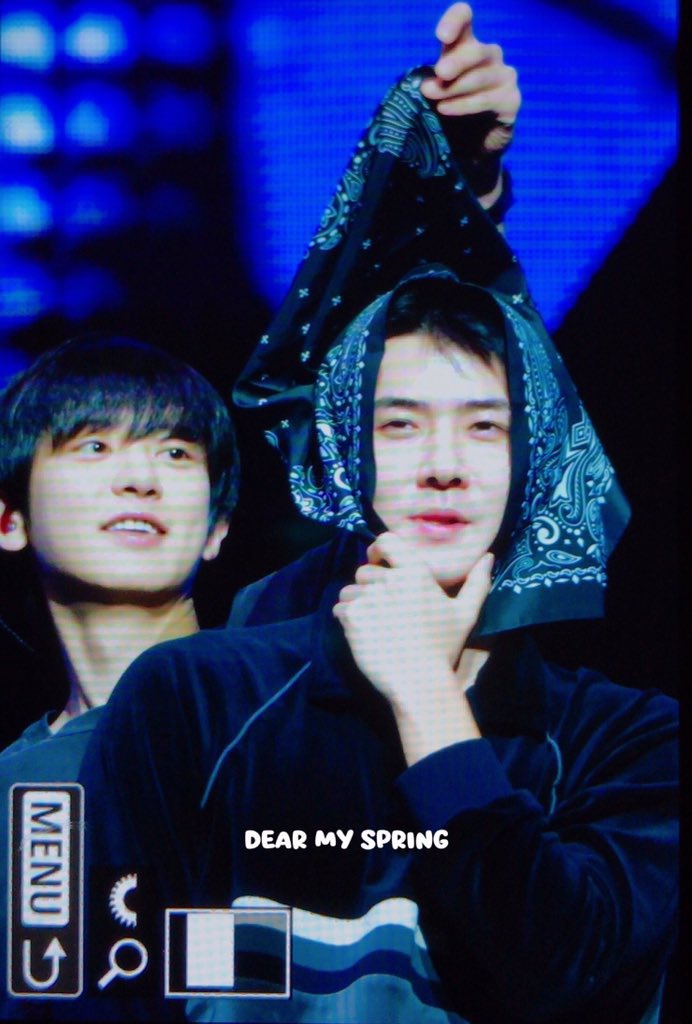 dearflatline's tweet photo. PLEASE MY LIL CHANHUN https://t.co/S5R94UxnDg