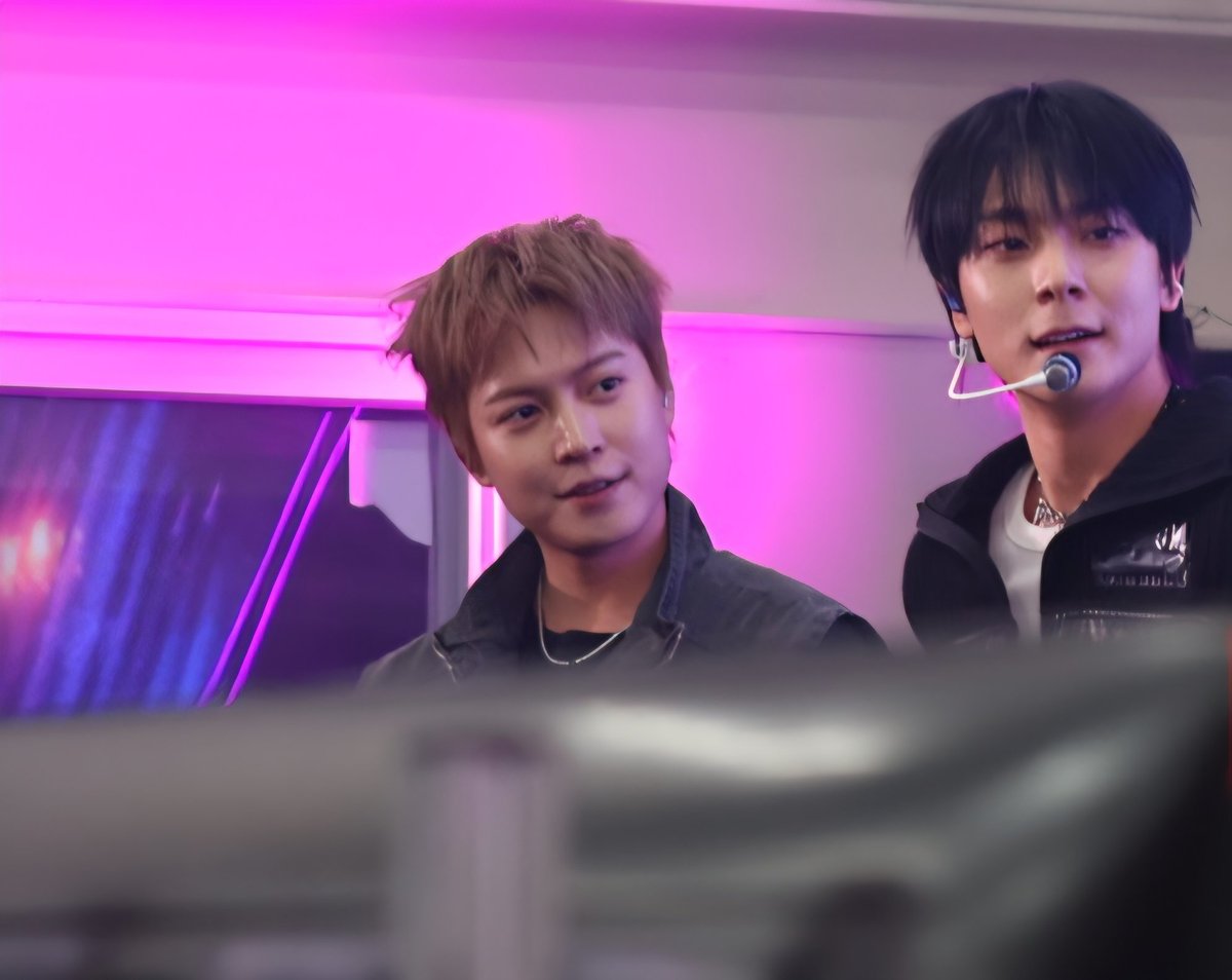 hwicetag's tweet photo. 260510 X The League

#휘찬 #오메가엑스 #HWICHAN #OMEGA_X https://t.co/MRpzWdhhQh