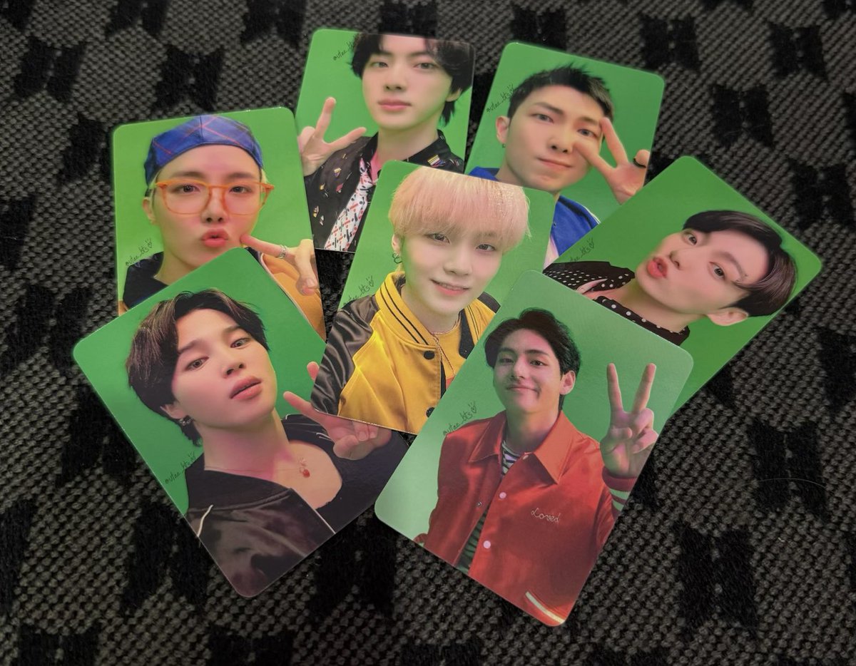 ᵒᴥᵒ ⊙⊝⊜ (@UTAE_BTS) / Posts / X
