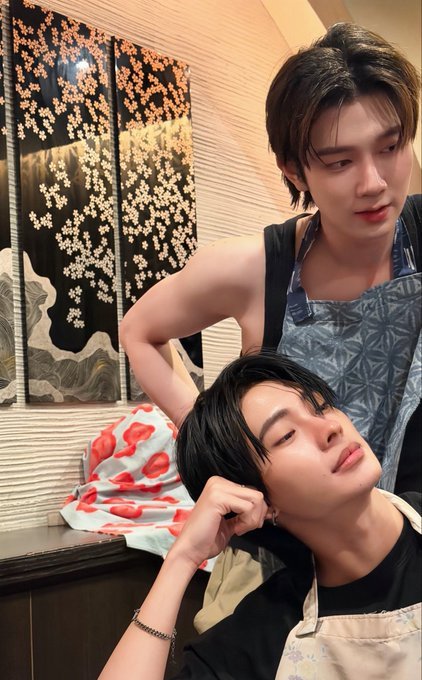 THEY'RE THE HOTTEST GAY COUPLE 🫣🫣
#TutorYim